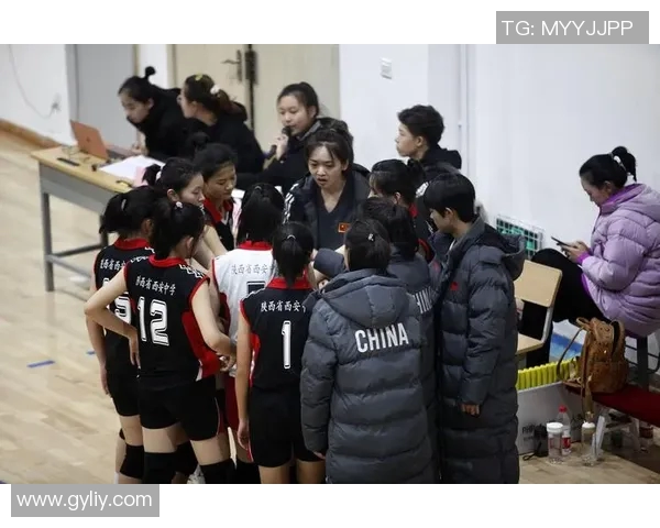 西安排球队在排球赛中的整体压制策略与成效分析